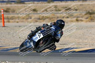 media/Jan-09-2022-SoCal Trackdays (Sun) [[2b1fec8404]]/Turn 11 (935am)/